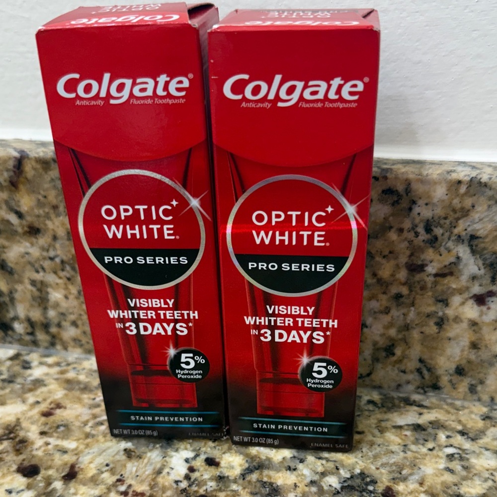 NWT Colgate Optic White Pro Series Toothpaste Stain Prevention 3.0oz